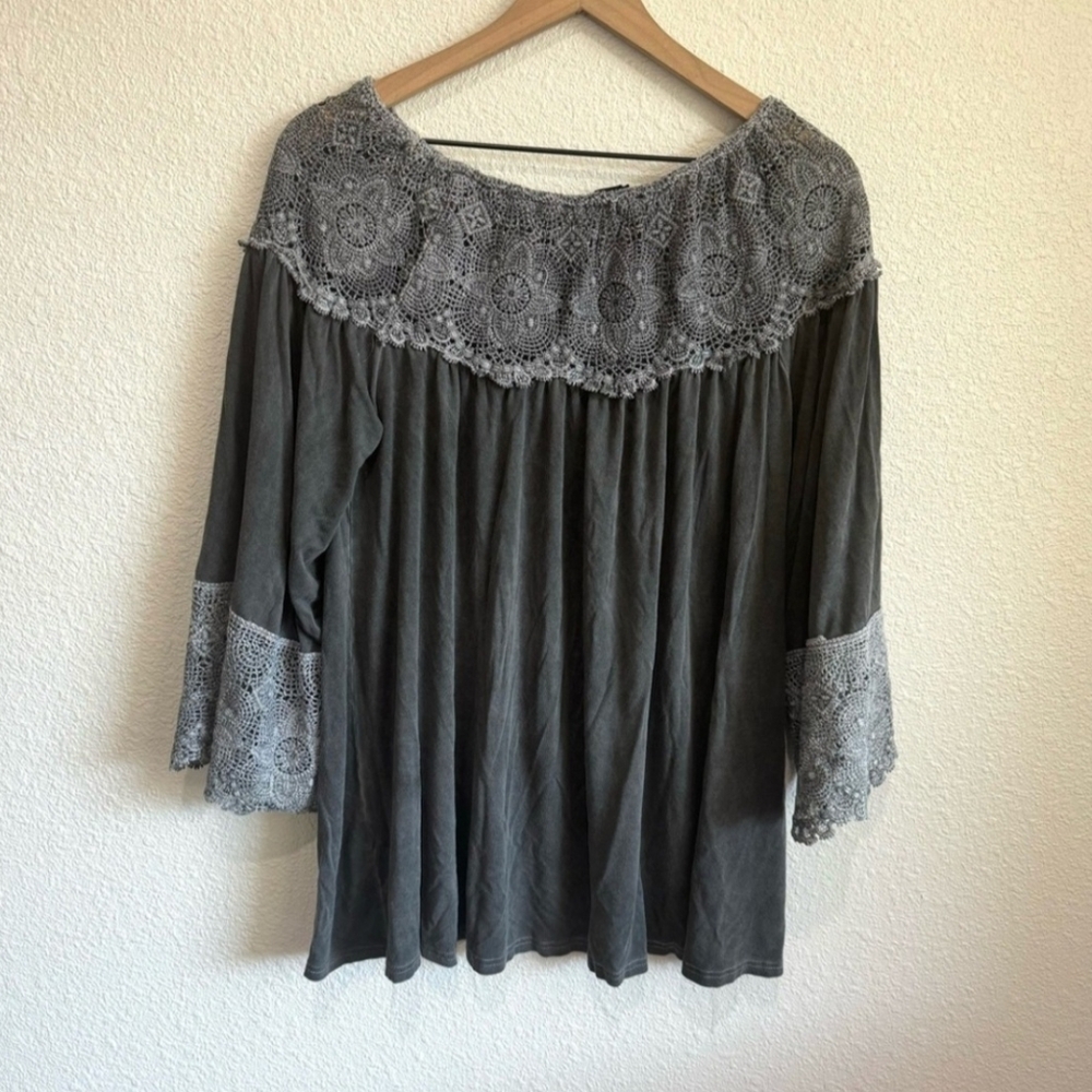 POL Gray Lace Trim Blouse